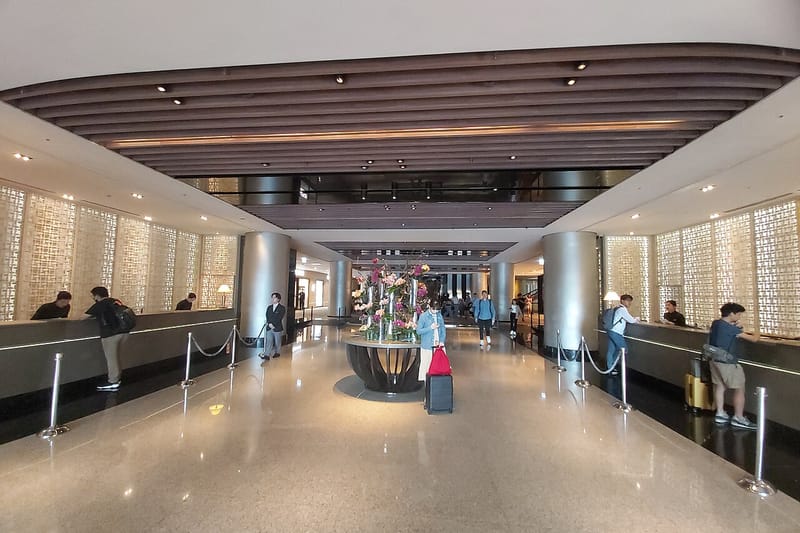 The lobby of Regent Taipei 台北晶華酒店大廳